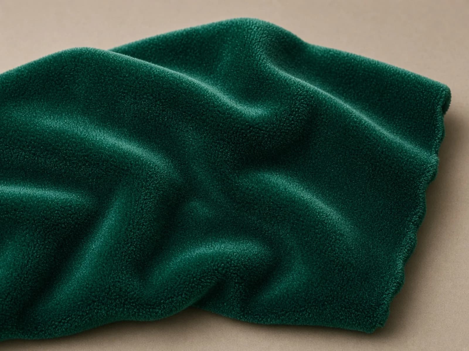 Cotton velveteen with dense short directional pile